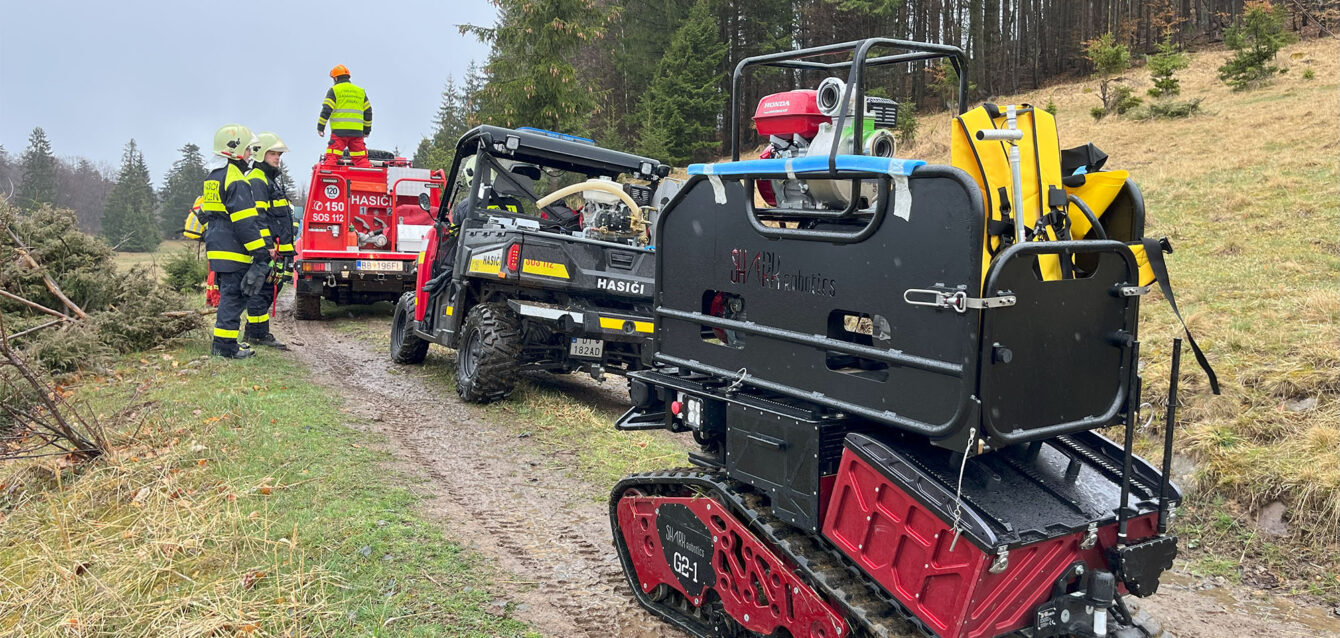 Robot Colossus pomáha s nákladom hasičom - 3MON